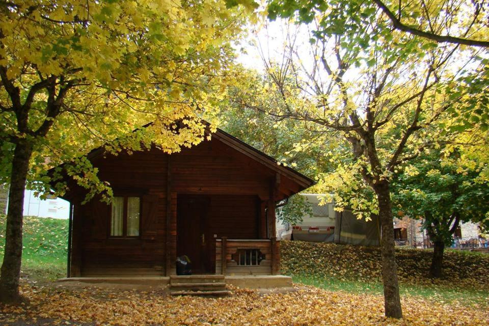 Hotel, Bungalows Y Camping Víu Exterior photo