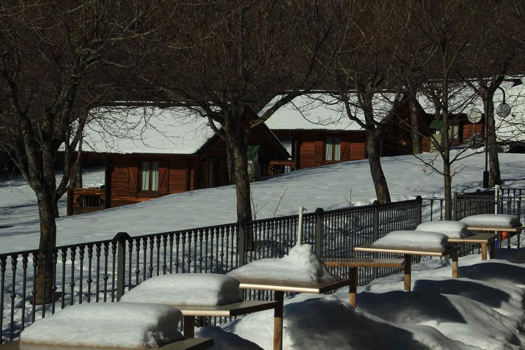 Hotel, Bungalows Y Camping Víu Exterior photo