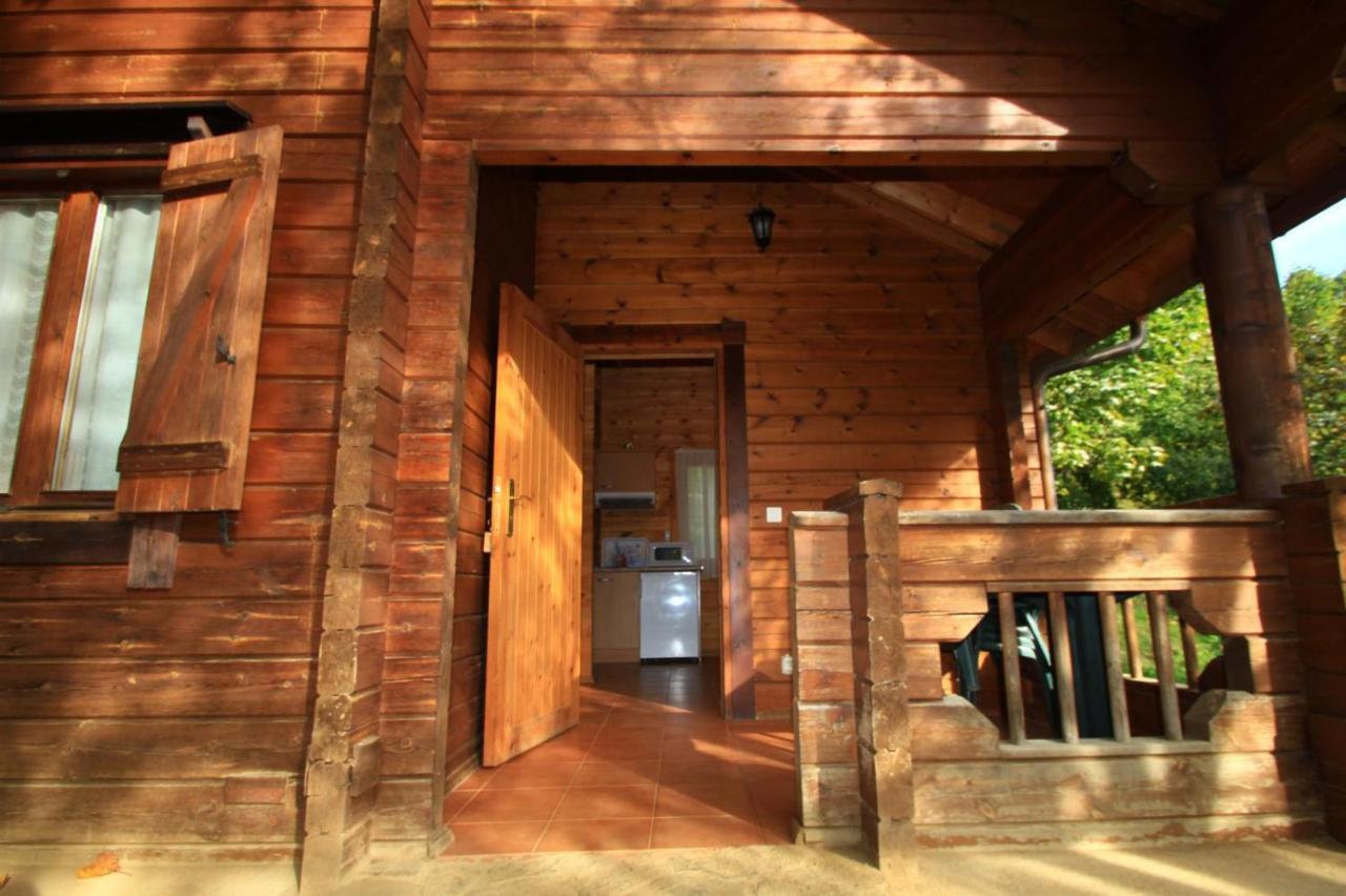 Hotel, Bungalows Y Camping Víu Exterior photo